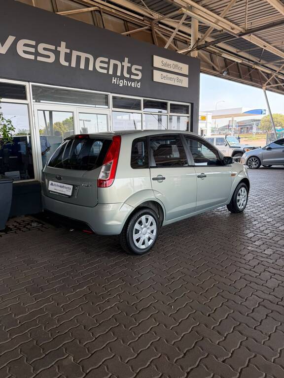 FORD FIGO FIGO 1.4 AMBIENTE - 2