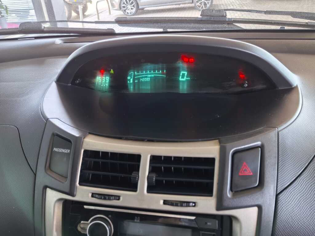 TOYOTA YARIS YARIS T1 3Dr - 10