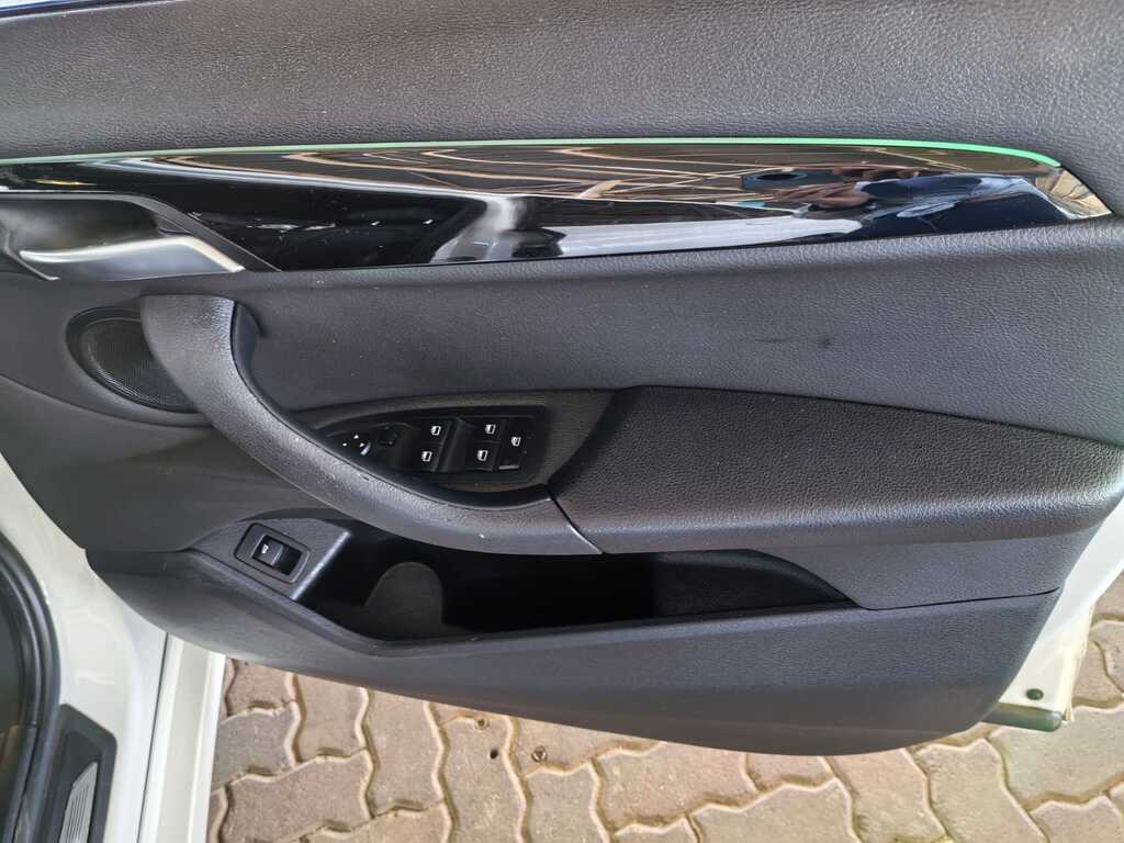 BMW X1 X1 sDRIVE18i M SPORT A/T (F48) - 13