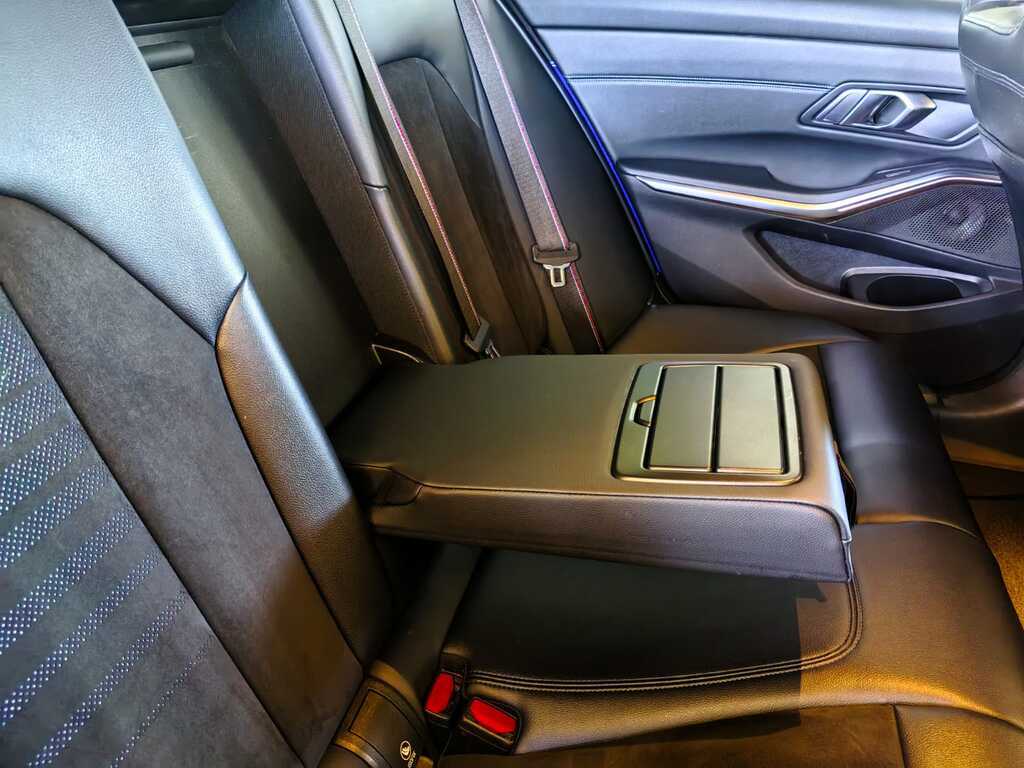 BMW 3 SERIES (G20) 318i M MZANSI EDITION A/T (G20) - 16