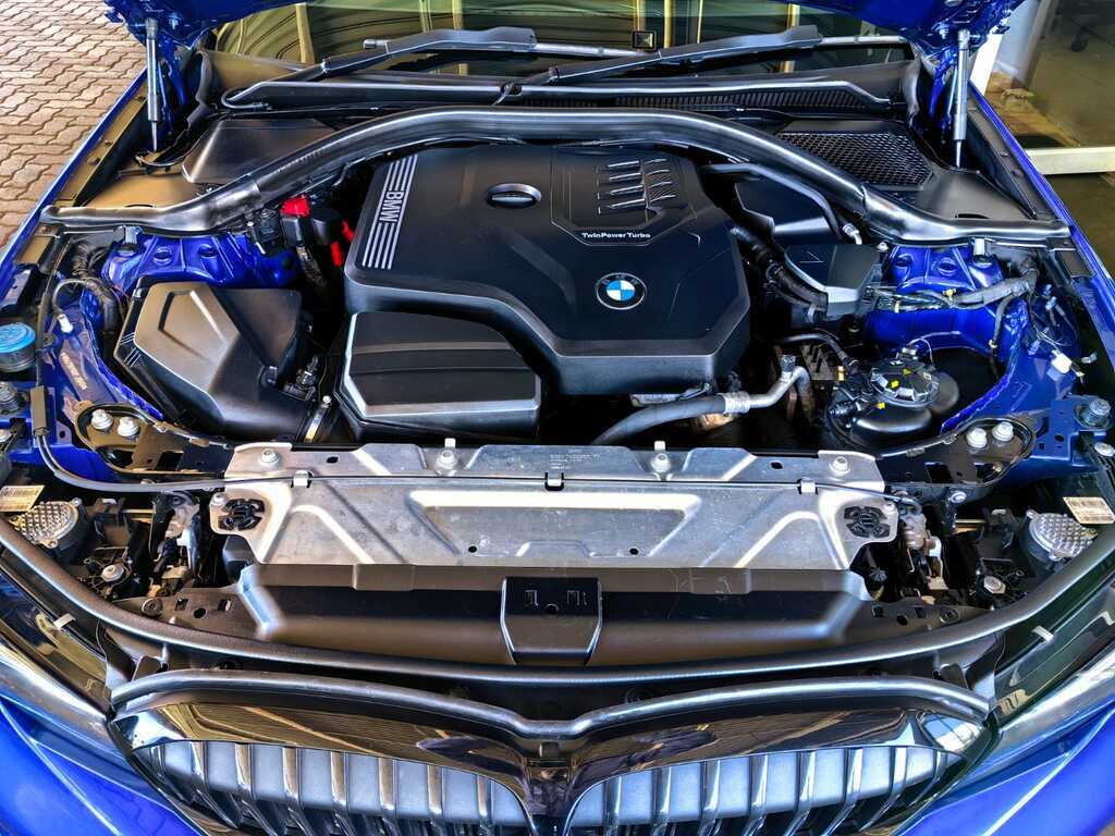 BMW 3 SERIES (G20) 318i M MZANSI EDITION A/T (G20) - 9