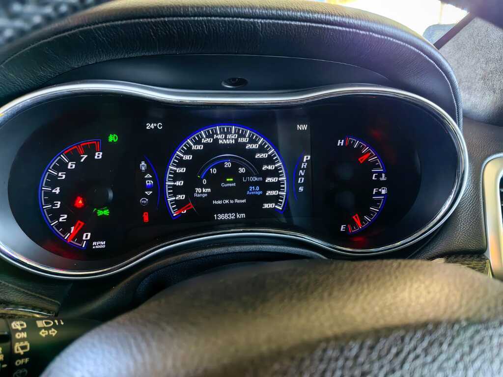 JEEP SRT8 GRAND CHEROKEE 6.4 SRT - 19
