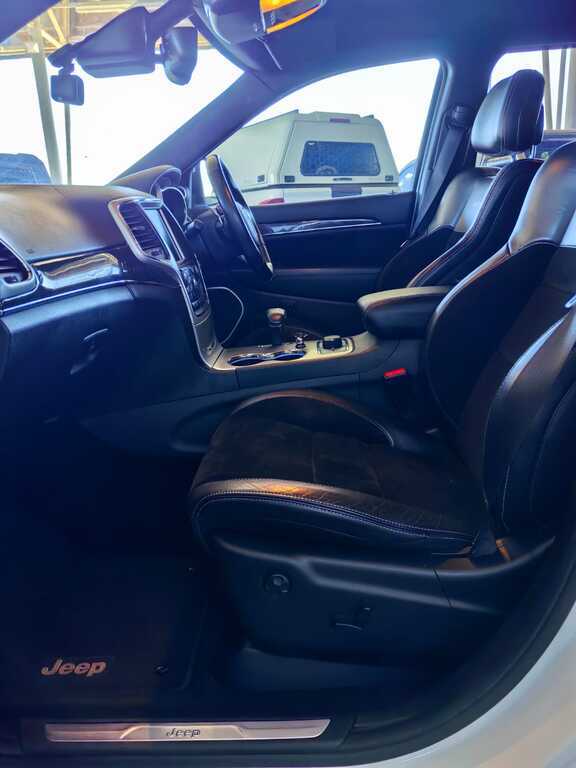 JEEP SRT8 GRAND CHEROKEE 6.4 SRT - 9