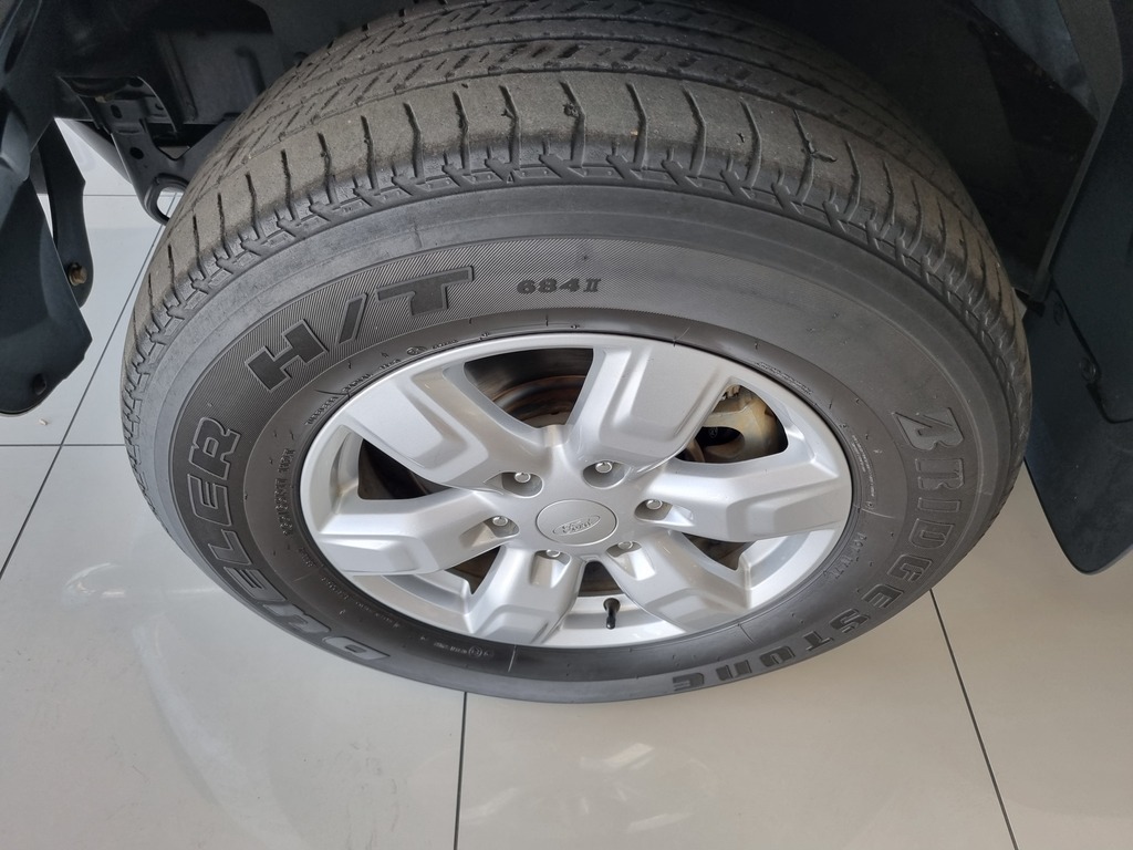 FORD EVEREST EVEREST 2.2 TDCi  XLS A/T