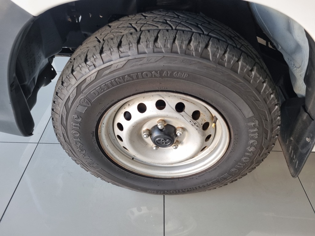 TOYOTA HILUX HILUX 2.4 GD S A/C P/U S/C - 6