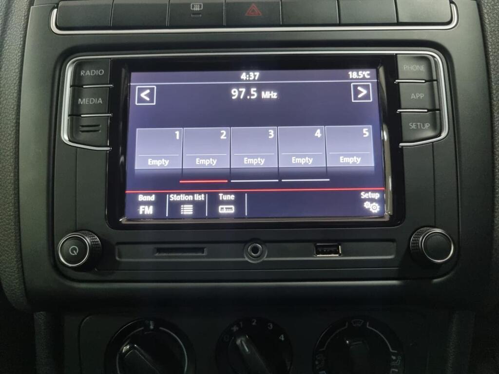 VOLKSWAGEN POLO VIVO POLO VIVO 1.4 TRENDLINE (5DR)