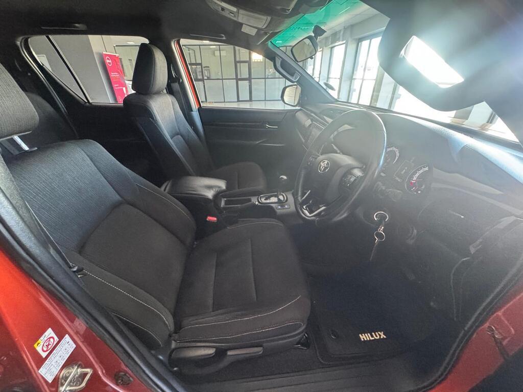 TOYOTA HILUX HILUX 2.8 GD-6 RAIDER 4X4 A/T P/U D/C