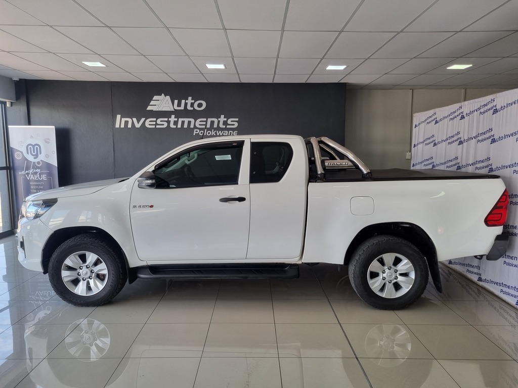 TOYOTA HILUX HILUX 2.4 GD-6 RB SRX P/U E/CAB