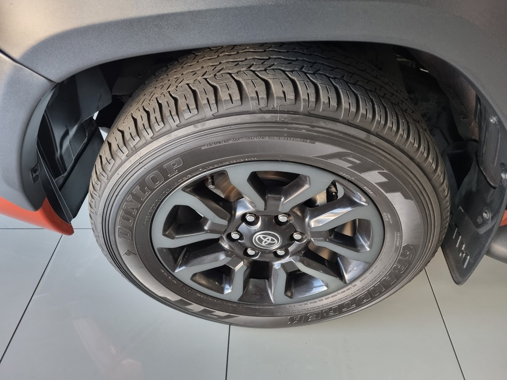 TOYOTA HILUX HILUX 2.8 GD-6 RB LEGEND A/T P/U D/C - 6