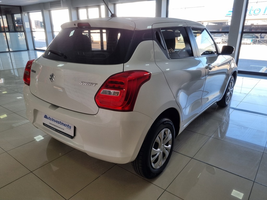 SUZUKI SWIFT SWIFT 1.2 GL A/T - 17