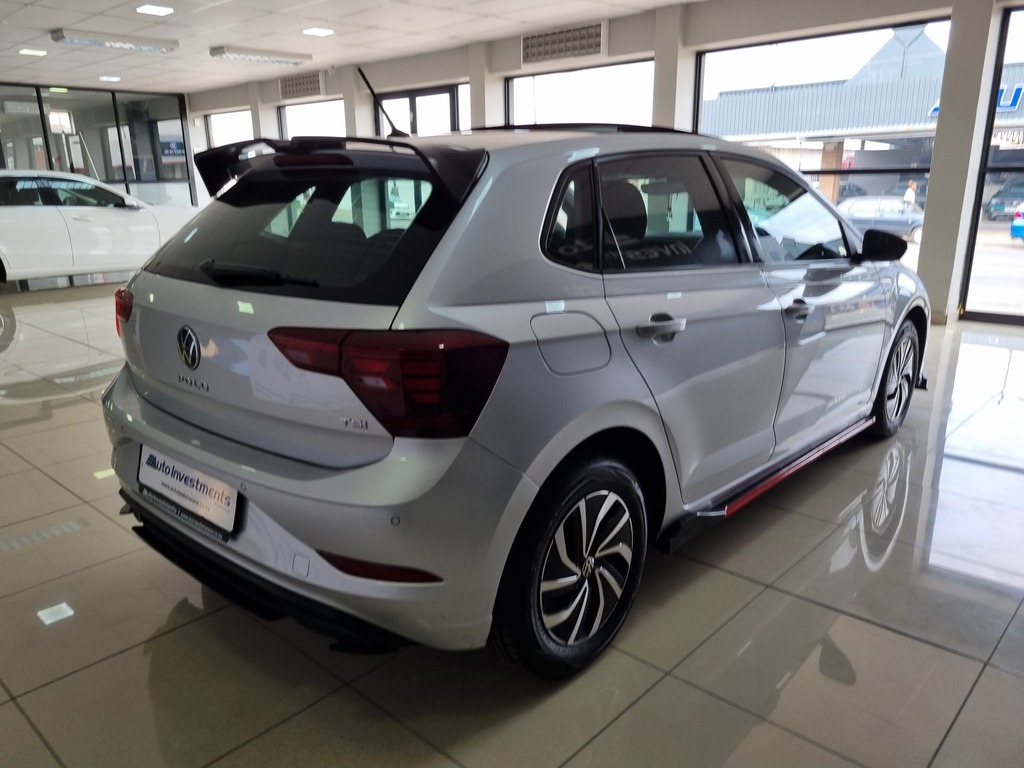 VOLKSWAGEN POLO POLO 1.0 TSI LIFE DSG - 18