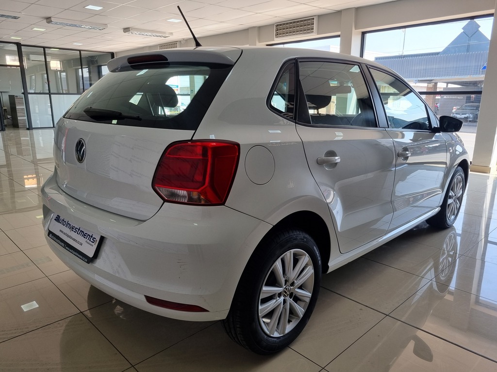 VOLKSWAGEN POLO VIVO POLO VIVO 1.6 COMFORTLINE TIP (5DR) - 15
