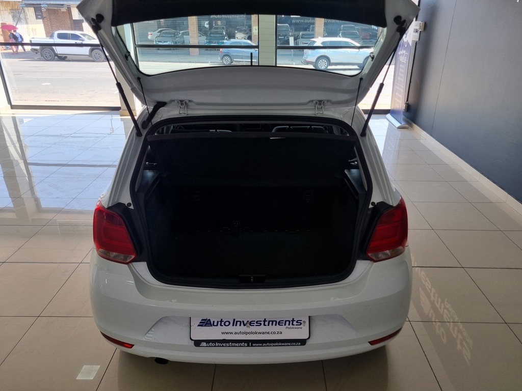 VOLKSWAGEN POLO VIVO POLO VIVO 1.6 COMFORTLINE TIP (5DR) - 17
