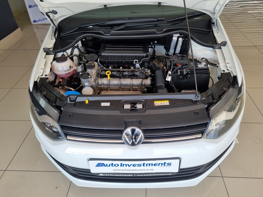 VOLKSWAGEN POLO VIVO POLO VIVO 1.6 COMFORTLINE TIP (5DR) - 2