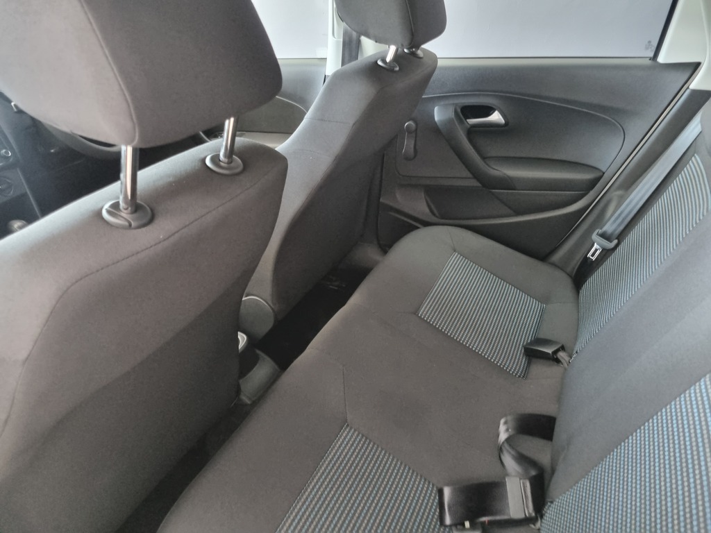VOLKSWAGEN POLO VIVO POLO VIVO 1.6 COMFORTLINE TIP (5DR) - 9
