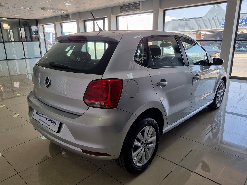 VOLKSWAGEN POLO VIVO POLO VIVO 1.6 COMFORTLINE TIP (5DR)