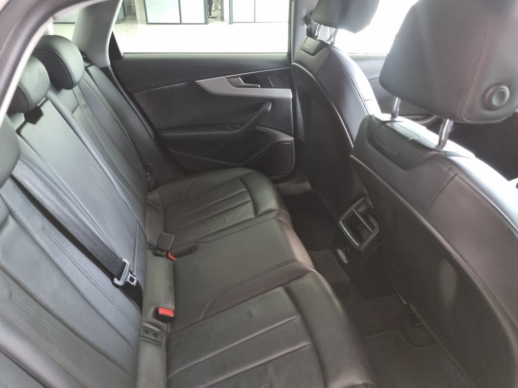 AUDI A4 A4 1.4T FSI STRONIC (B9) - 10