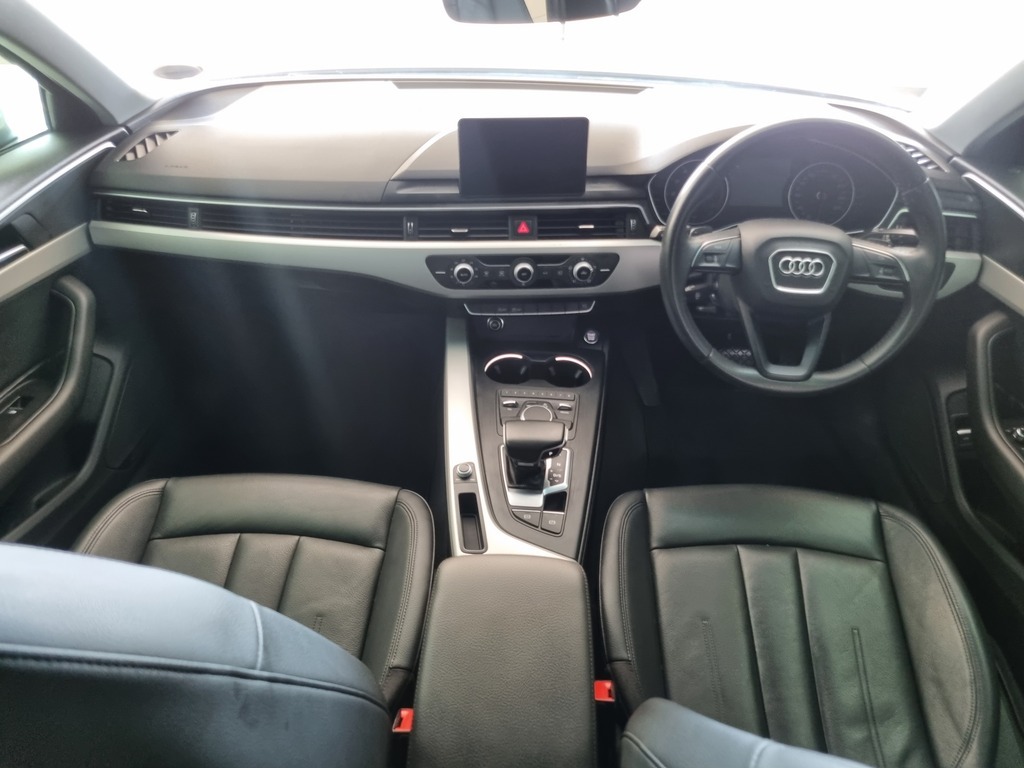 AUDI A4 A4 1.4T FSI STRONIC (B9) - 11