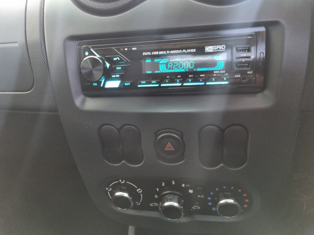 NISSAN NP200 NP200 1.6  A/C SAFETY PACK P/U S/C - 11