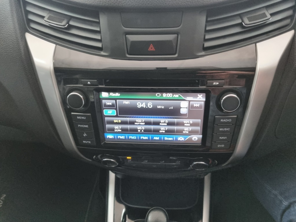 NISSAN NAVARA NAVARA 2.3D SE A/T P/U D/C
