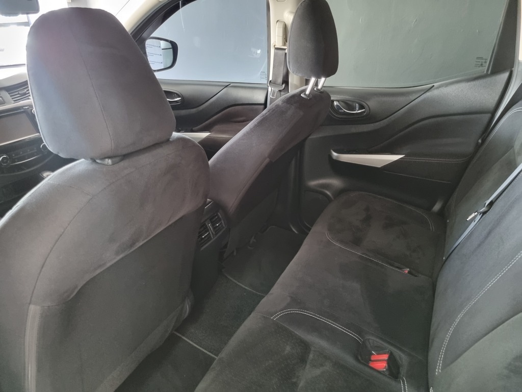 NISSAN NAVARA NAVARA 2.3D SE A/T P/U D/C