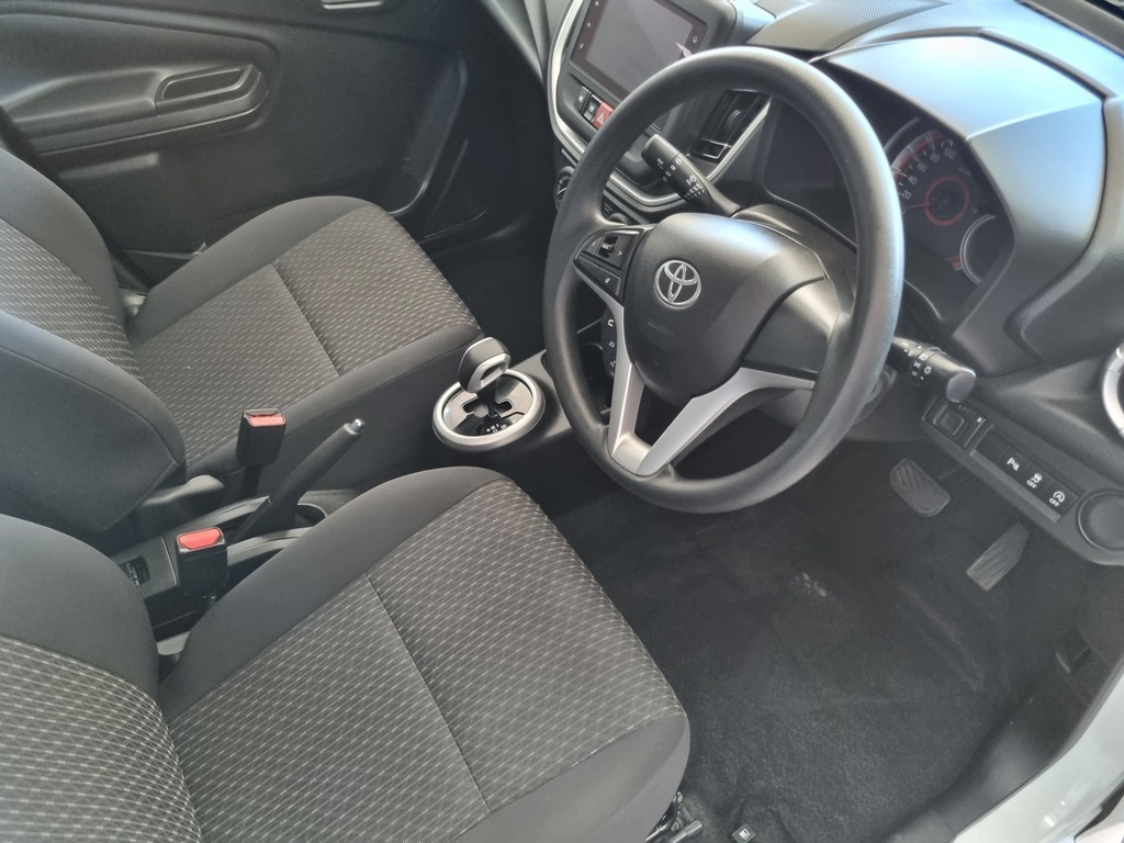 TOYOTA VITZ VITZ 1.0 XR AMT - 12
