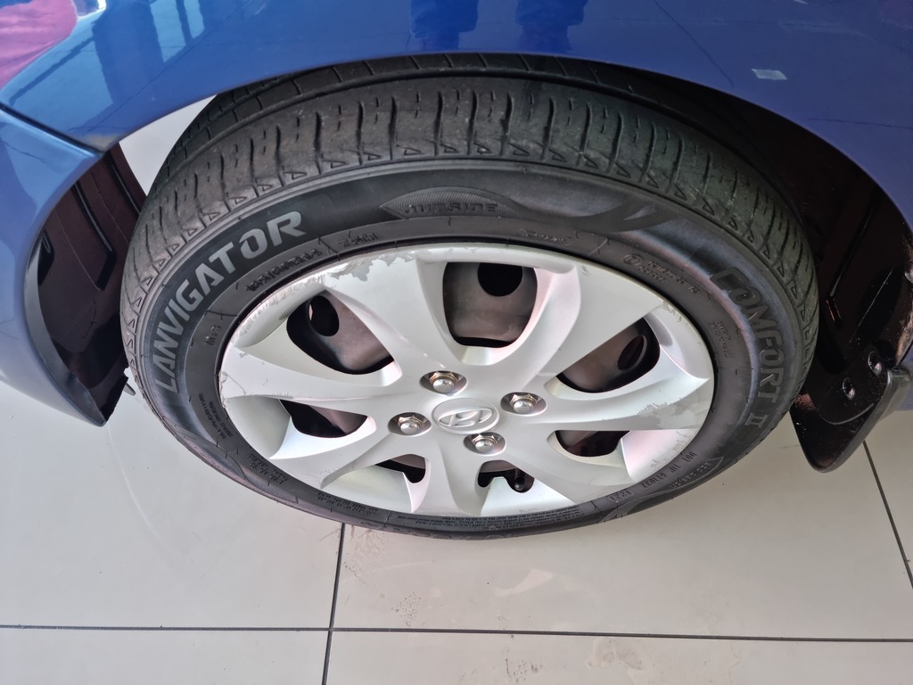 HYUNDAI i10 i10 1.2 GLS