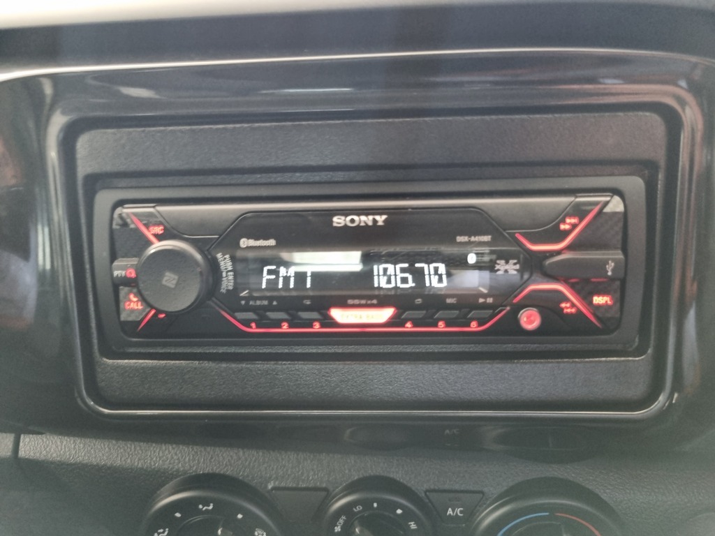 TOYOTA HILUX HILUX 2.4 GD S A/C P/U S/C