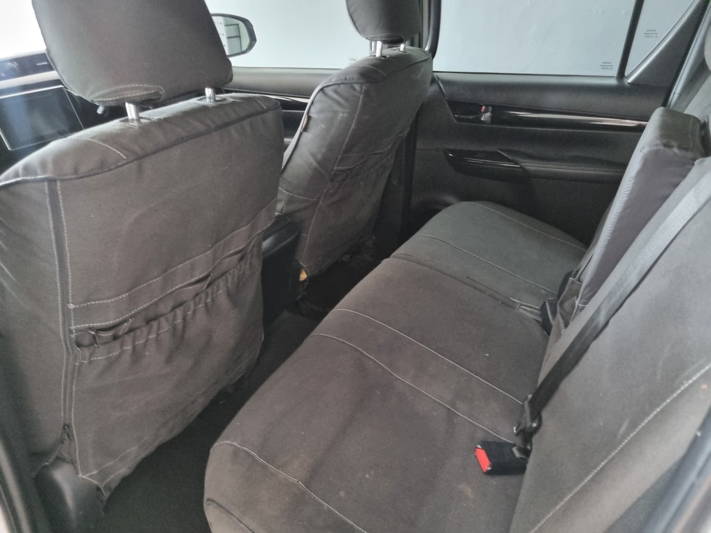 TOYOTA HILUX HILUX 2.8 GD-6 RAIDER 4X4 A/T P/U D/C - 9