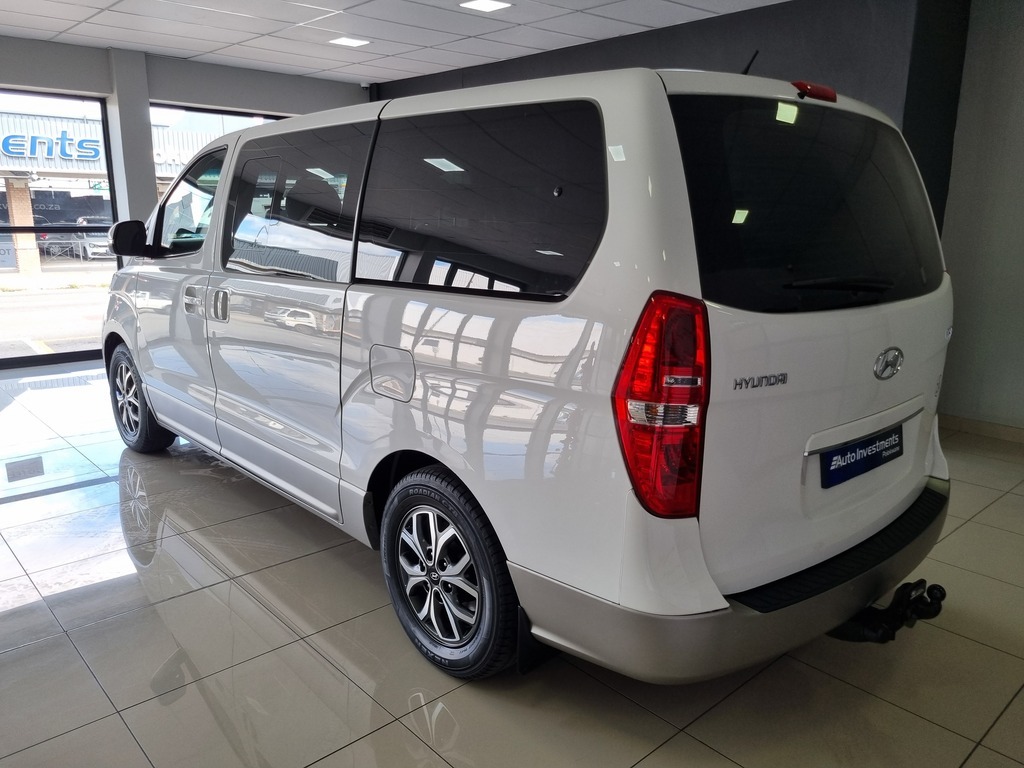 HYUNDAI H-1 H-1 2.5 CRDI A/T/ 2.5 ELITE A/T