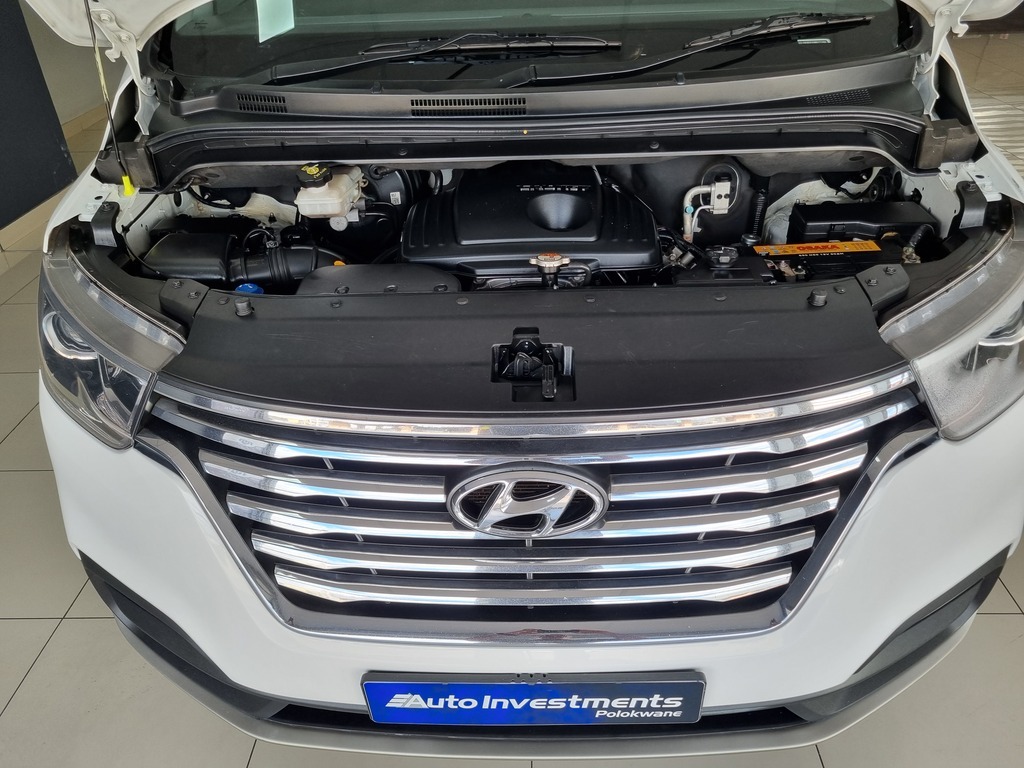 HYUNDAI H-1 H-1 2.5 CRDI A/T/ 2.5 ELITE A/T