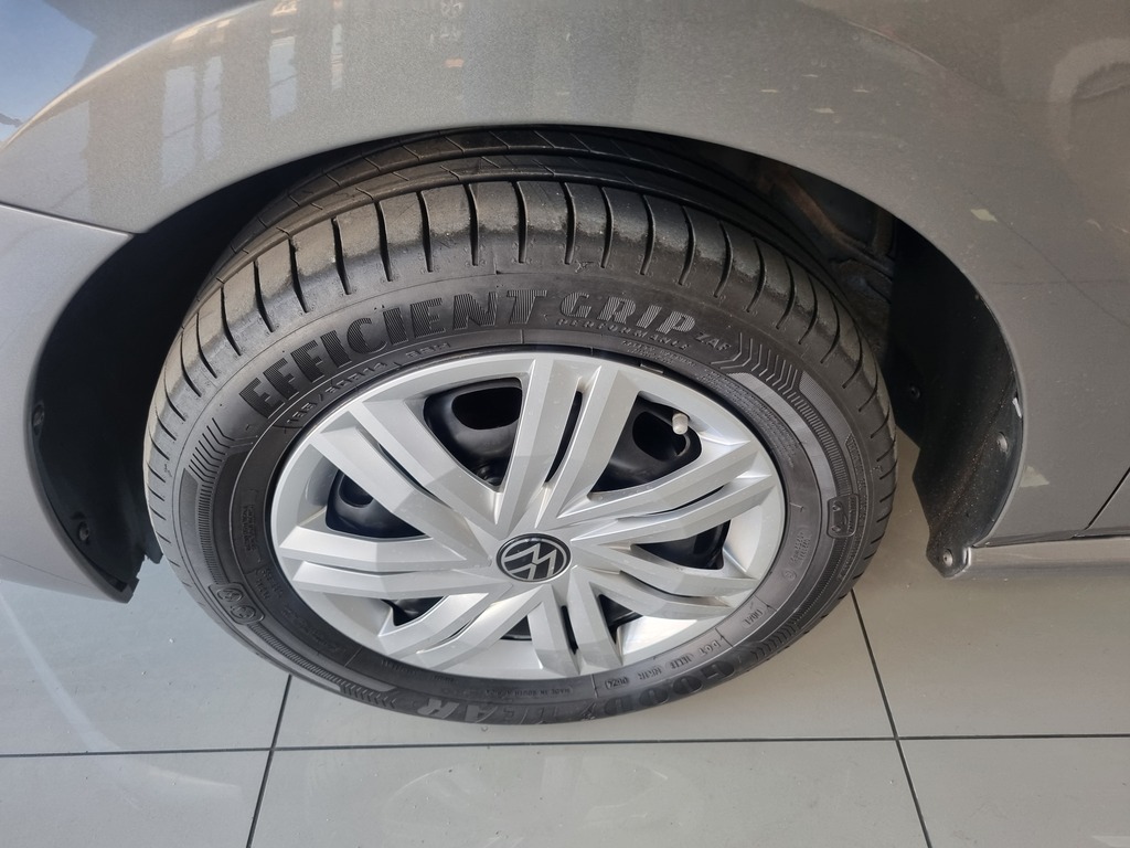 VOLKSWAGEN POLO VIVO POLO VIVO 1.4 TRENDLINE (5DR)