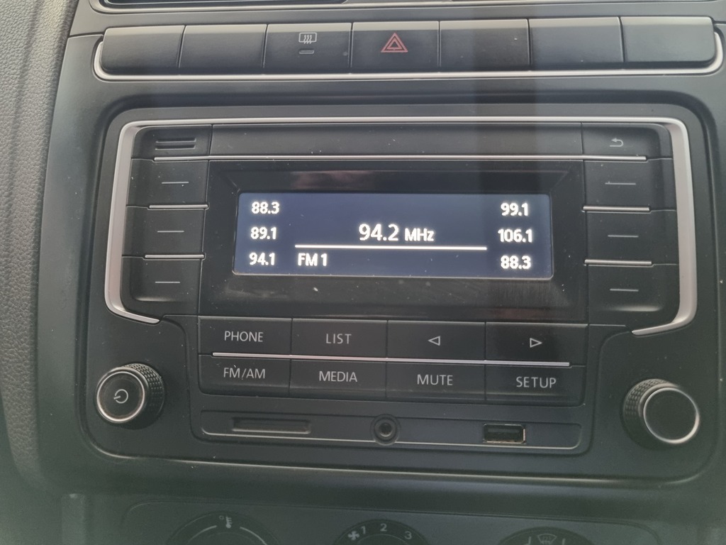 VOLKSWAGEN POLO VIVO POLO VIVO 1.4 TRENDLINE (5DR) - 14