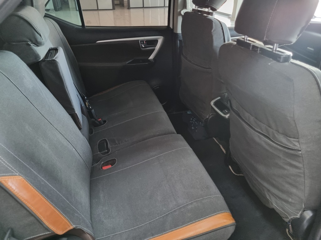 TOYOTA FORTUNER FORTUNER 4.0 V6 4X4 A/T - 10