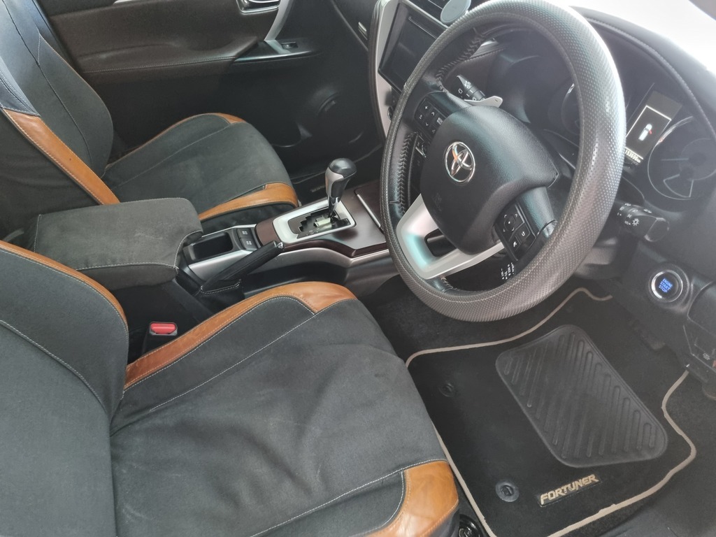 TOYOTA FORTUNER FORTUNER 4.0 V6 4X4 A/T - 12