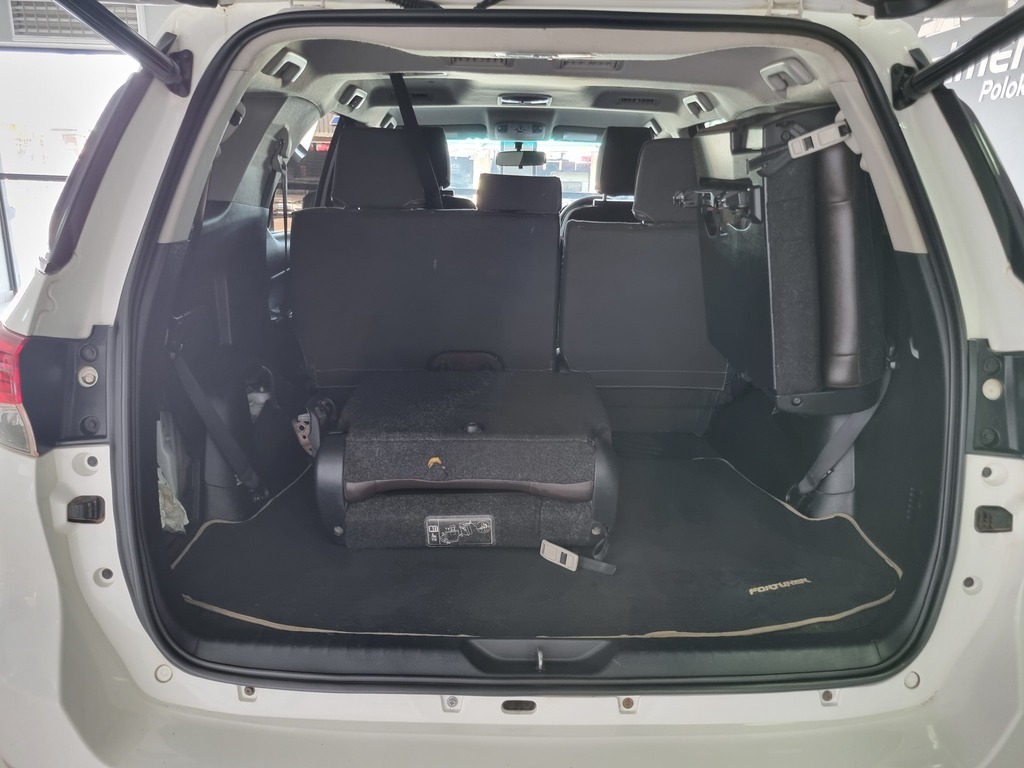 TOYOTA FORTUNER FORTUNER 4.0 V6 4X4 A/T - 20