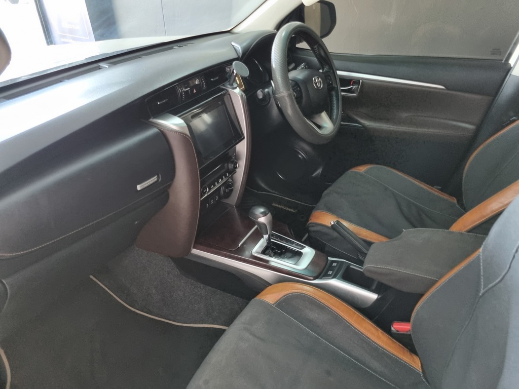 TOYOTA FORTUNER FORTUNER 4.0 V6 4X4 A/T - 8