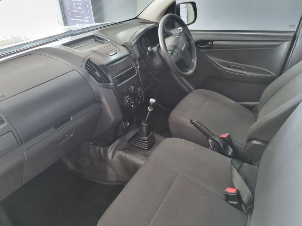 ISUZU D-MAX D-MAX 250C S/C P/U - 8