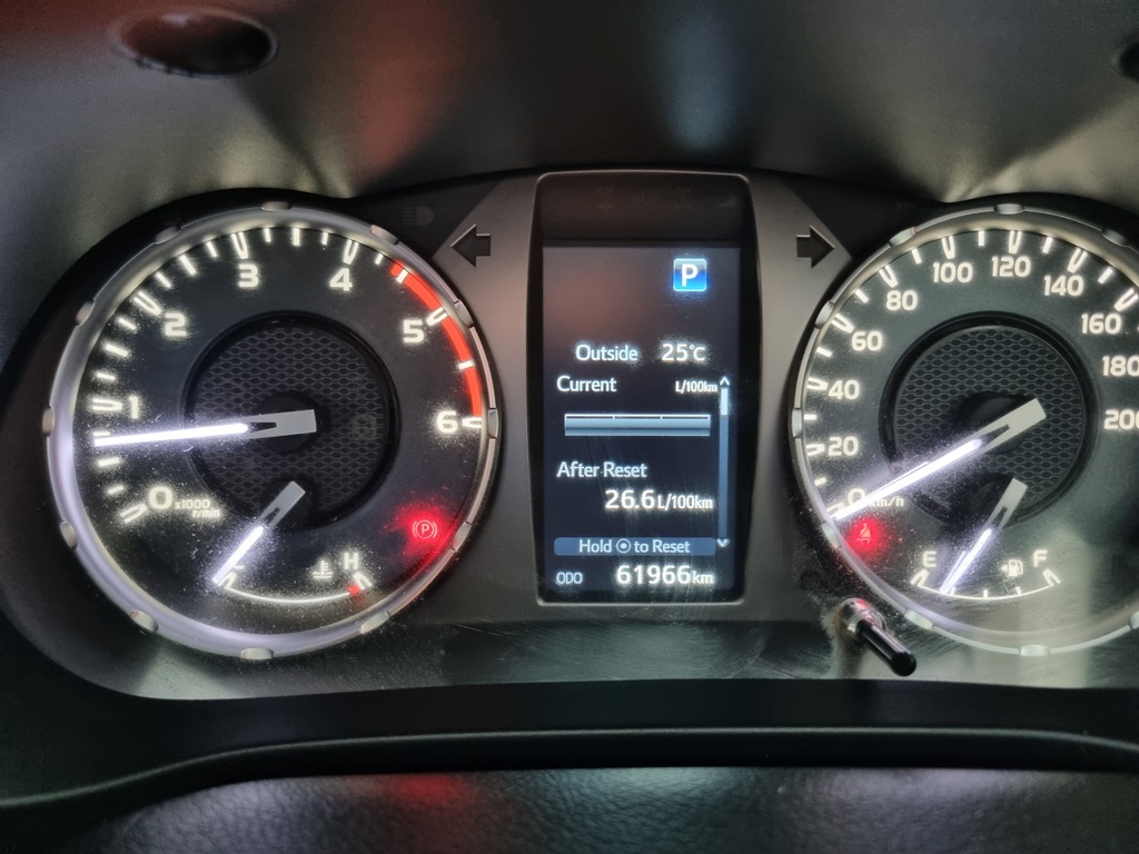 TOYOTA HILUX HILUX 2.4 GD-6 RB RAIDER A/T P/U D/C - 13