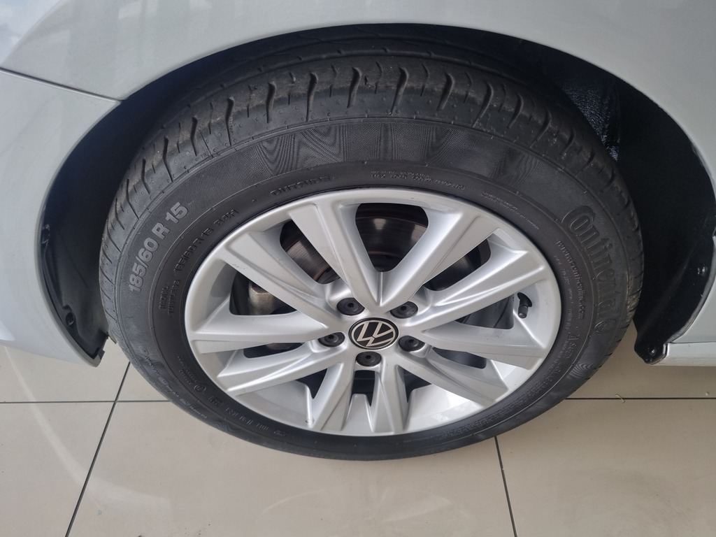 VOLKSWAGEN POLO VIVO POLO VIVO 1.4 TRENDLINE (5DR)