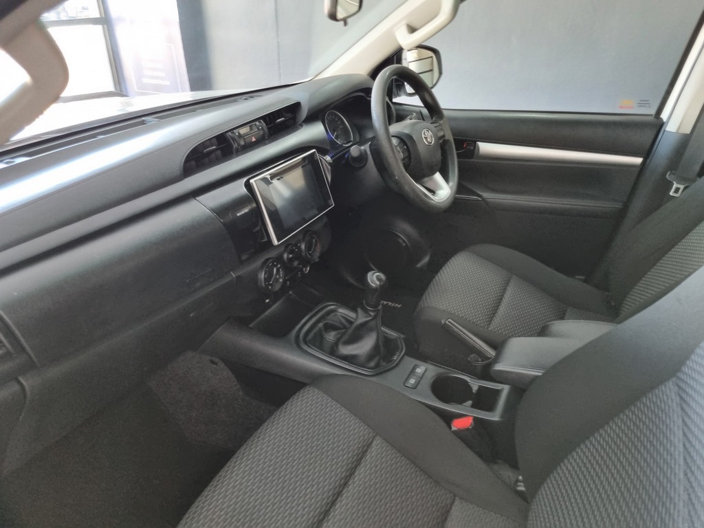 TOYOTA HILUX HILUX 2.4 GD-6 RB SRX P/U D/C - 8