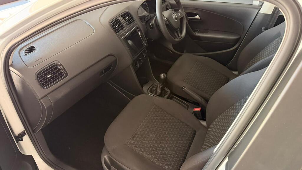 VOLKSWAGEN Polo Vivo POLO VIVO 1.4 (5DR) - 11