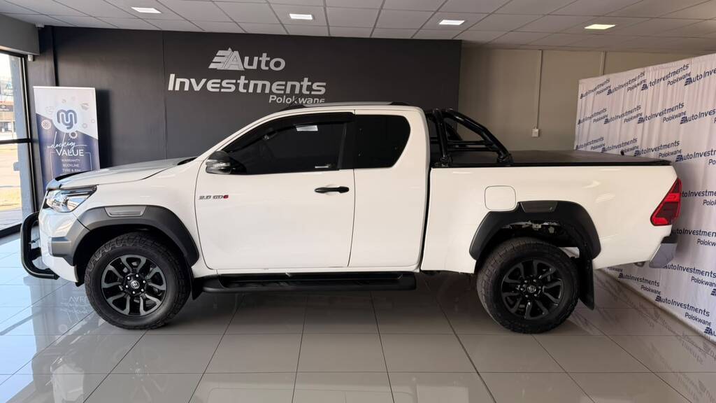 TOYOTA HILUX HILUX 2.8 GD-6 RB LEGEND A/T P/U E/CAB - 6