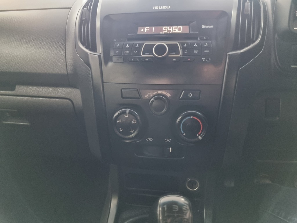 ISUZU D-MAX D-MAX 250 HO HI-RIDE D/C P/U