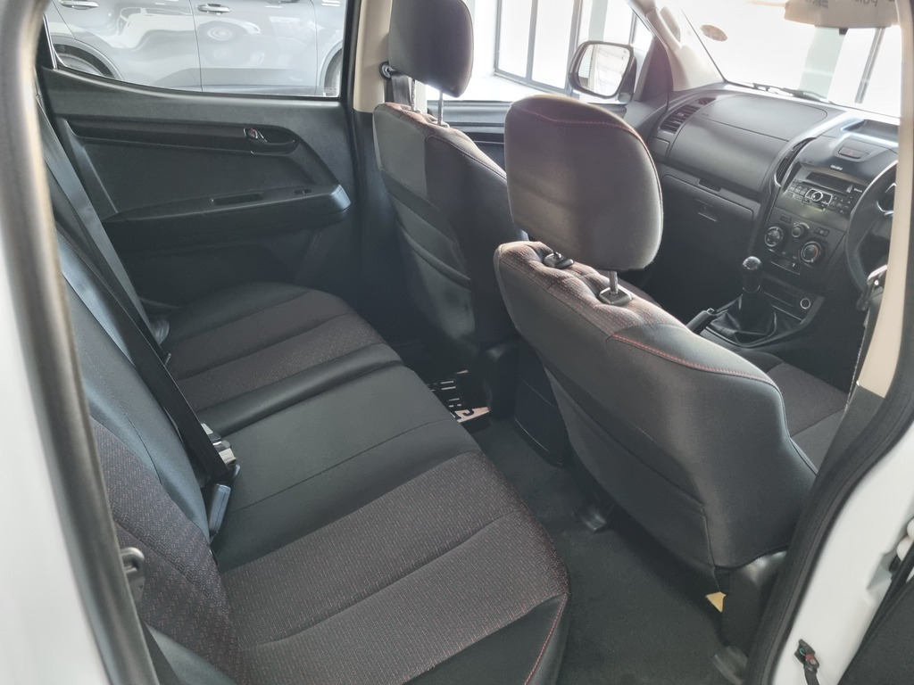ISUZU D-MAX D-MAX 250 HO HI-RIDE D/C P/U