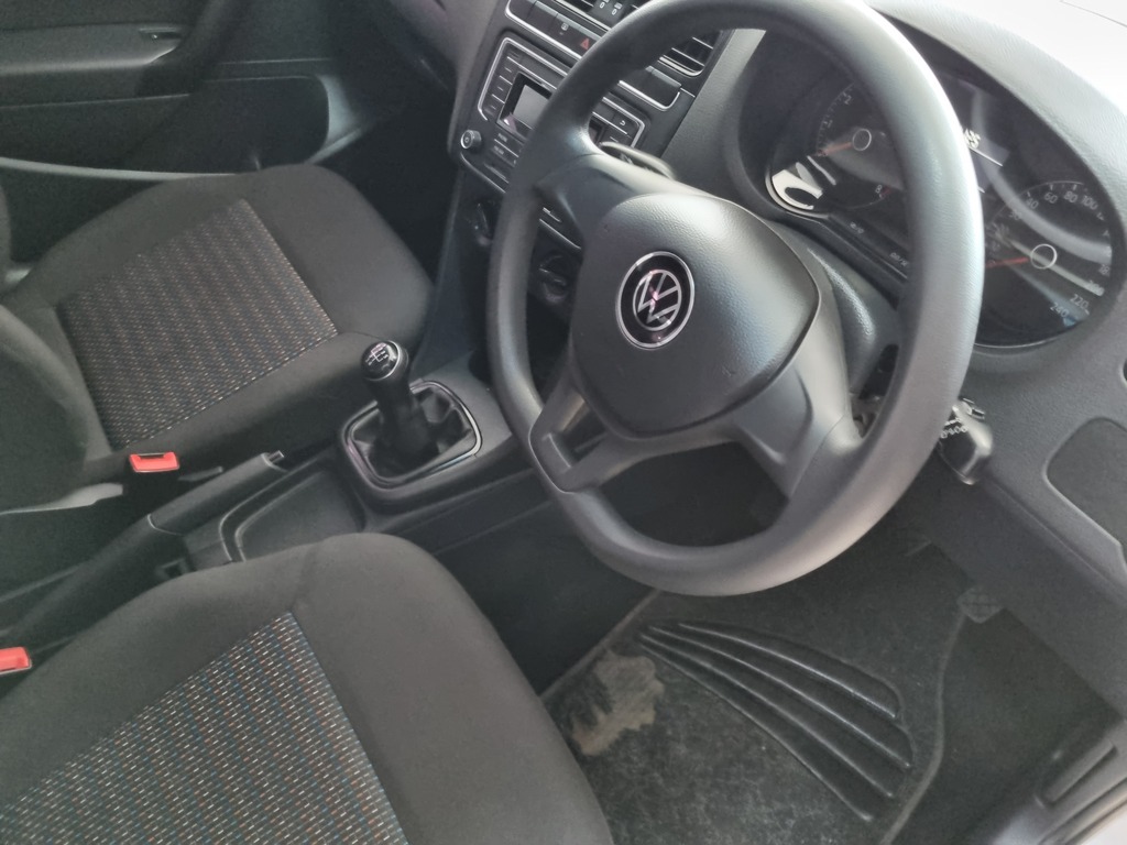 VOLKSWAGEN POLO VIVO POLO VIVO 1.4 TRENDLINE (5DR) - 11