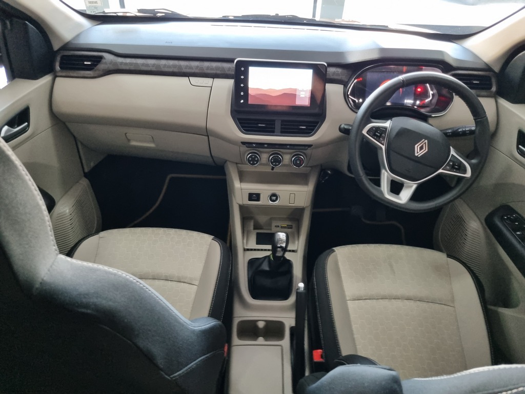 RENAULT TRIBER TRIBER 1.0 ICONIC AMT - 10