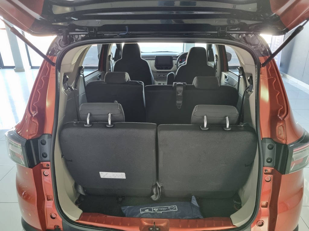 RENAULT TRIBER TRIBER 1.0 ICONIC AMT - 18