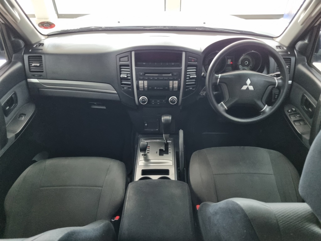 MITSUBISHI PAJERO PAJERO 3.2 Di-Dc GLX A/T