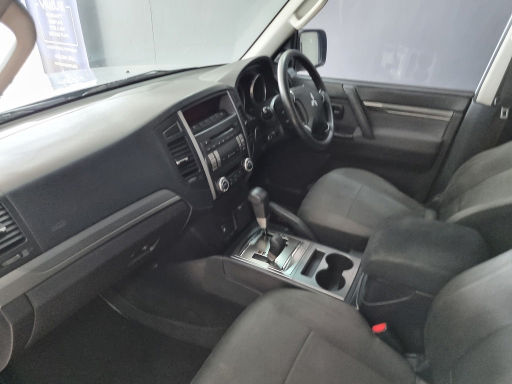 MITSUBISHI PAJERO PAJERO 3.2 Di-Dc GLX A/T